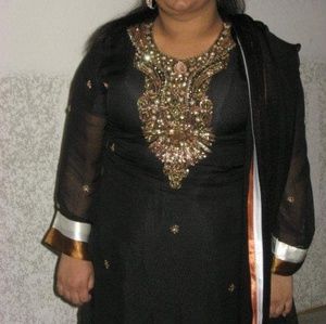 Pakistani party wear